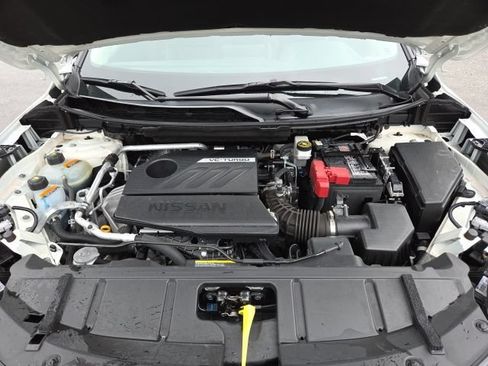 Used 2025 Nissan Rogue SV AWD/4WD image 69
