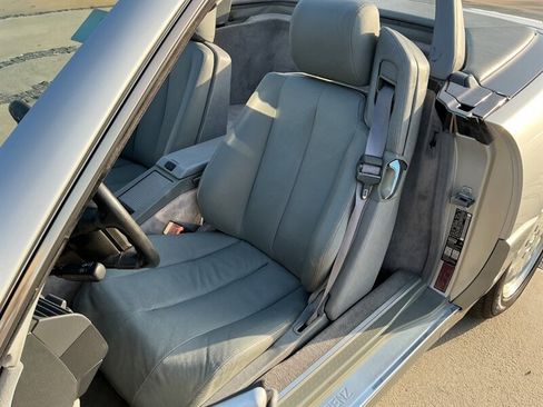 Used 1990 Mercedes-Benz 500 SL image 31