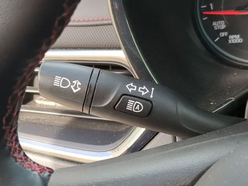 Used 2023 Chevrolet Equinox RS FWD image 26