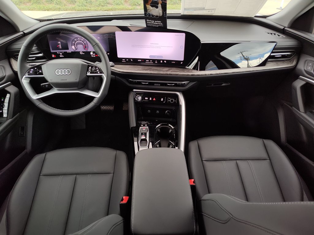 New 2026 Audi Q5 Premium Plus AWD/4WD image 10