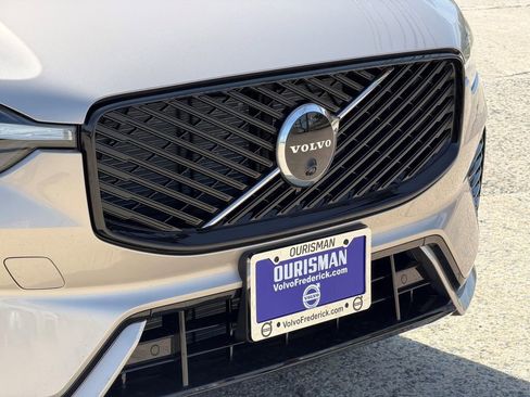 New 2026 Volvo XC60 B5 Ultra w/ Climate Package AWD/4WD image 2