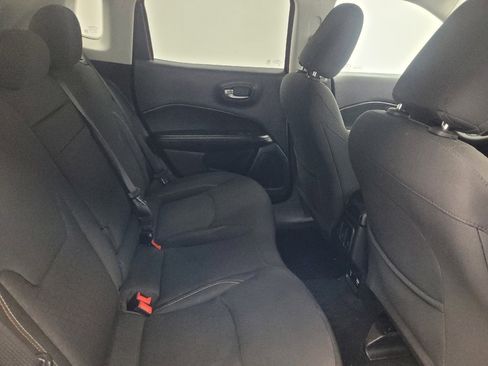 Used 2019 Jeep Compass Sport image 19