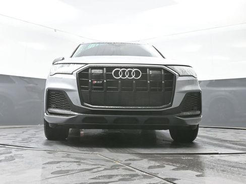 Used 2021 Audi SQ7 Premium Plus w/ Executive Package image 27