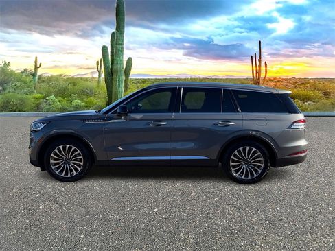 Used 2021 Lincoln Aviator Reserve w/ Elements Package Plus image 7