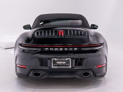 Used 2025 Porsche 911 Carrera RWD image 13