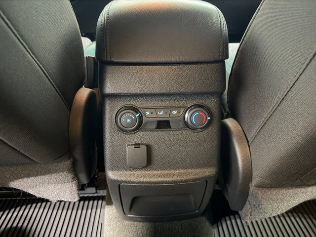 Used 2014 Ford Explorer XLT w/ Equipment Group 201A AWD/4WD image 30