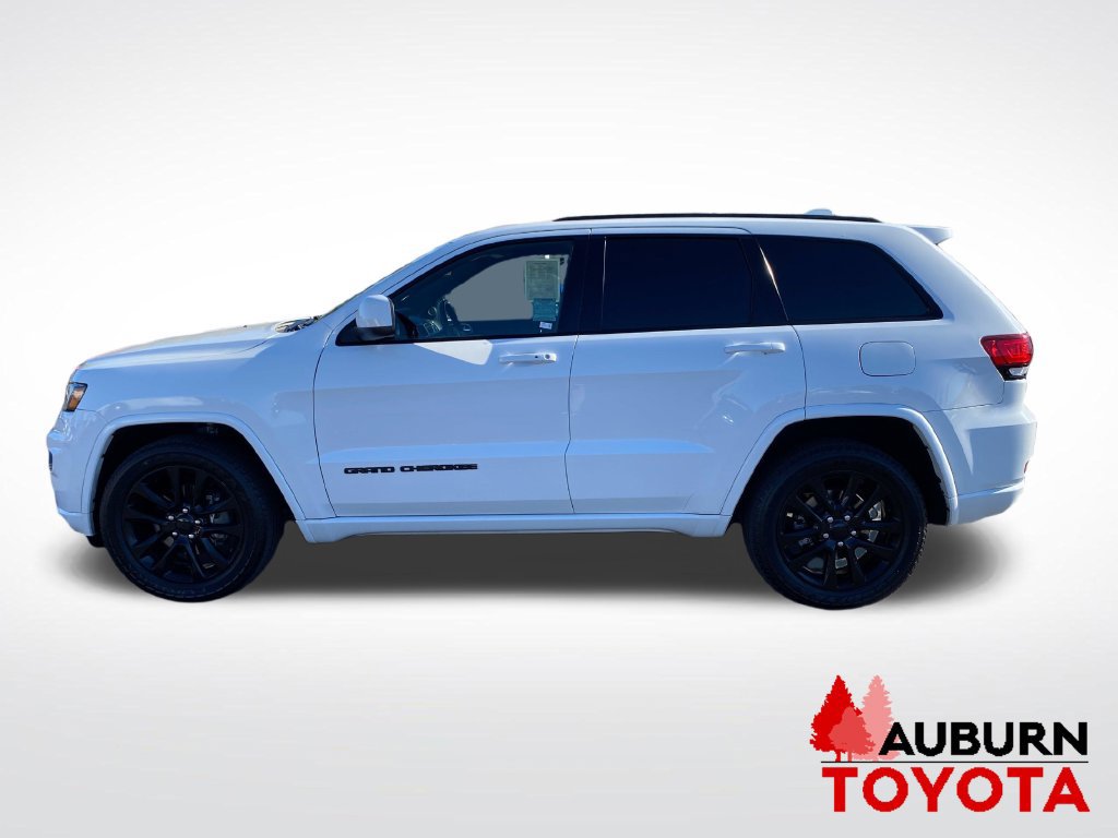 Used 2020 Jeep Grand Cherokee Altitude AWD/4WD image 8