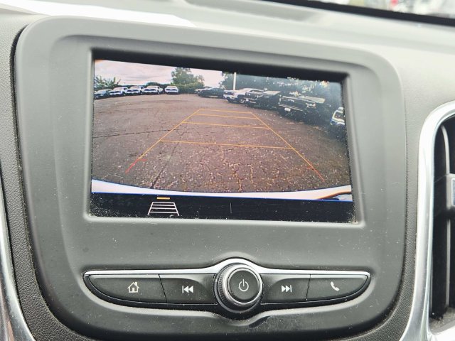 Used 2020 Chevrolet Equinox LT FWD image 14