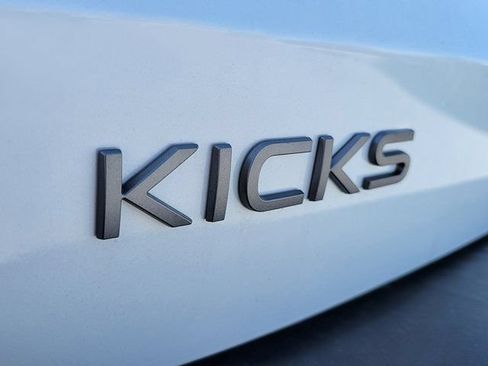 New 2026 Nissan Kicks SV FWD image 9