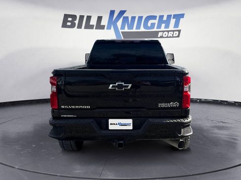 Used 2024 Chevrolet Silverado 3500 High Country w/ Technology Package image 4