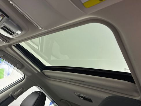 Used 2024 Subaru Crosstrek 2.5i Limited image 24