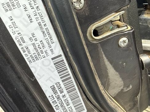 Used 2022 RAM 2500 Limited AWD/4WD image 3