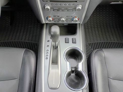 Used 2020 Nissan Pathfinder SL image 41