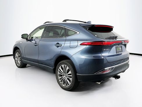 Used 2021 Toyota Venza XLE AWD/4WD image 5