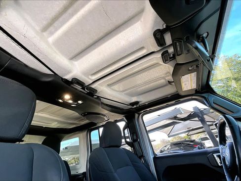 Used 2021 Jeep Wrangler Unlimited Sport image 13