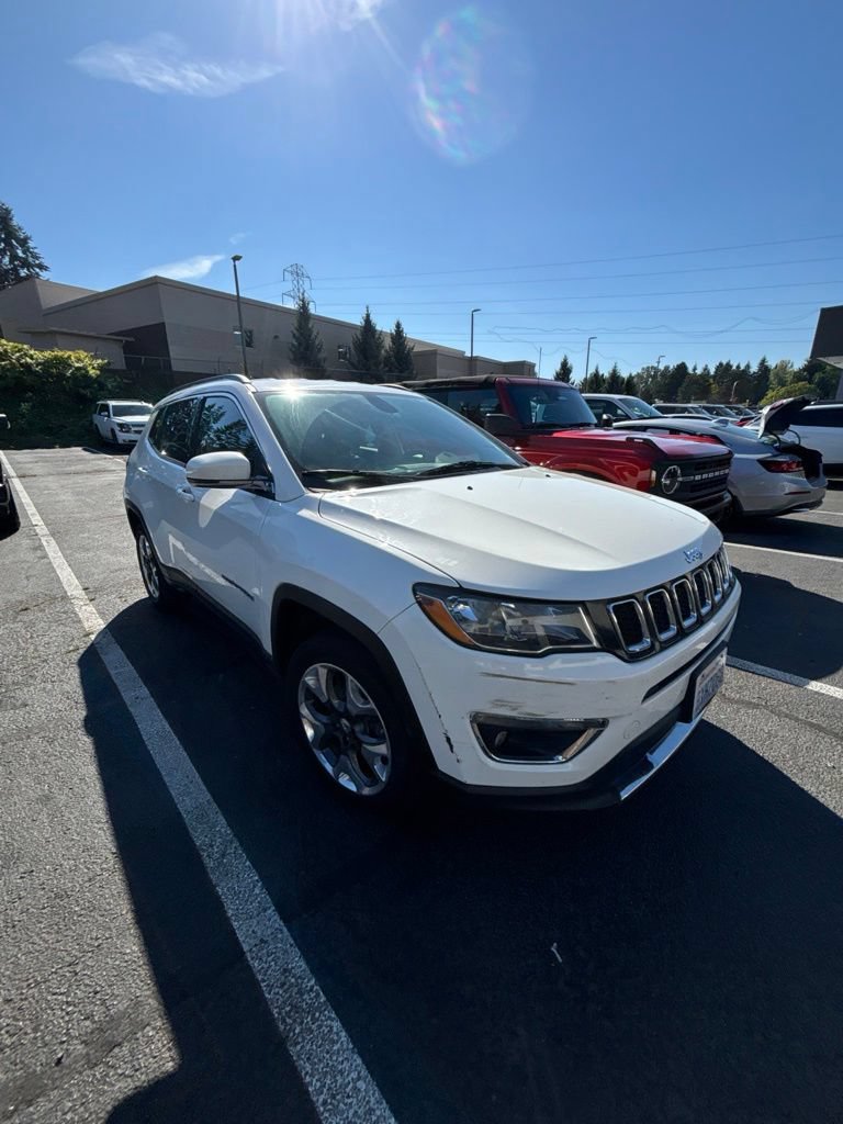 Used 2019 Jeep Compass Limited AWD/4WD image 3