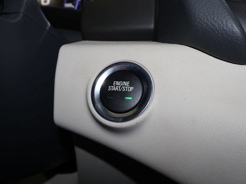 Used 2022 GMC Terrain Denali w/ Denali Premium Package AWD/4WD image 15
