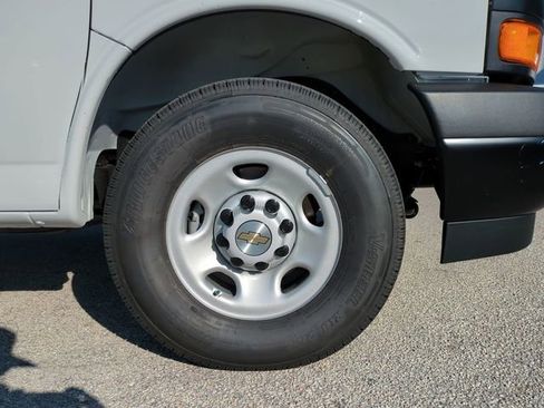 New 2025 Chevrolet Express 2500 w/ Driver Convenience Package RWD image 10