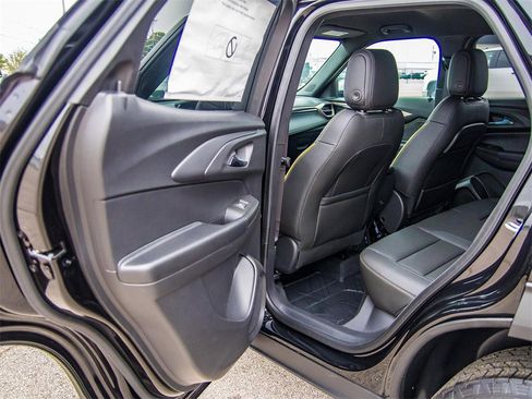 New 2025 Chevrolet TrailBlazer ACTIV w/ Convenience Package image 21