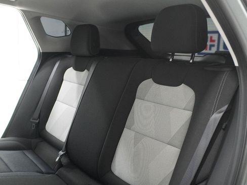 Used 2025 Chevrolet Trax LS FWD image 24