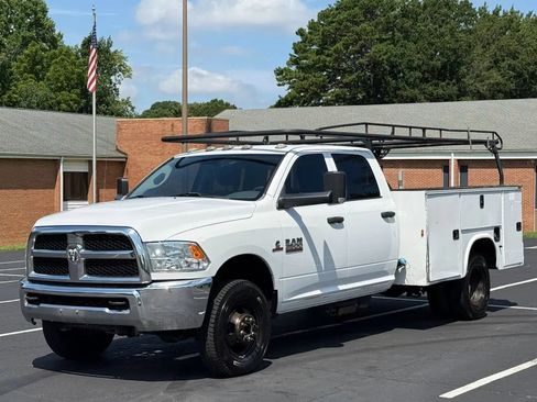 Used 2018 RAM 3500 Tradesman w/ Chrome Appearance Group AWD/4WD image 1