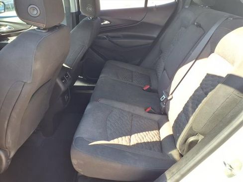 Used 2021 Chevrolet Equinox LT FWD image 9