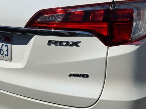 Used 2018 Acura RDX AWD image 14