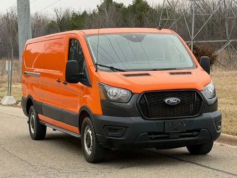 Used 2021 Ford Transit 150 Low Roof RWD image 23