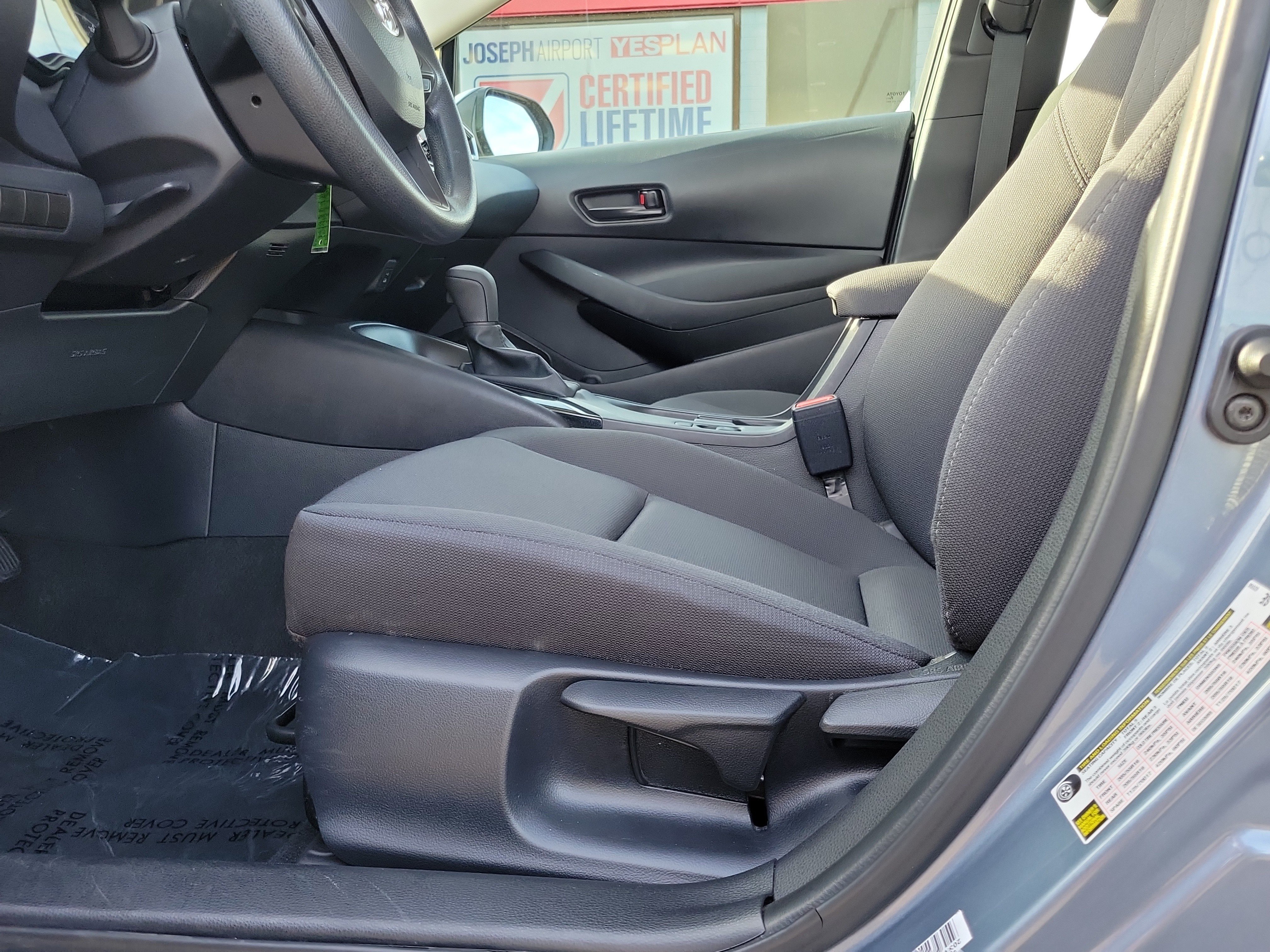 Used 2024 Toyota Corolla LE FWD image 16