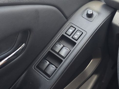 Certified 2025 Nissan Frontier SV AWD/4WD image 24