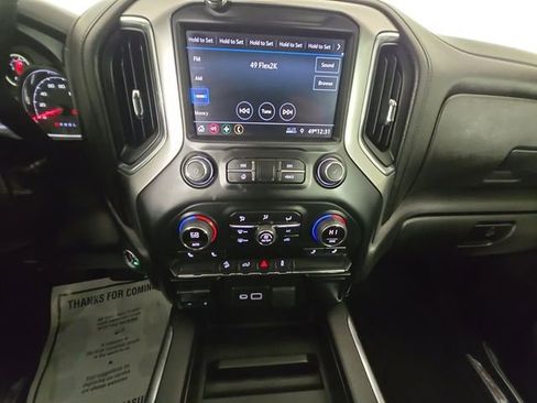 Used 2021 Chevrolet Silverado 1500 LT Trail Boss image 11