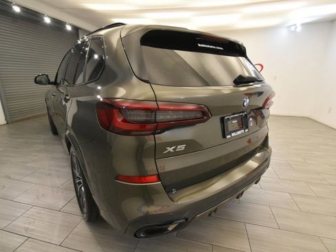 Used 2022 BMW X5 xDrive40i w/ M Sport Package AWD/4WD image 3