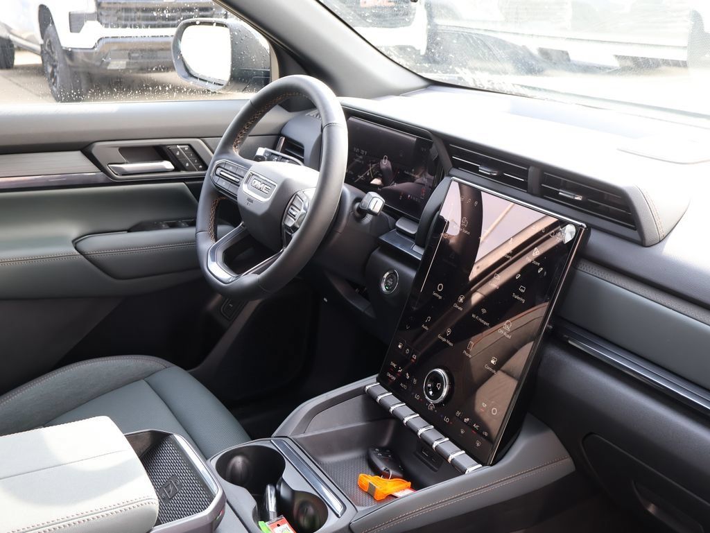 New 2027 GMC Terrain AT4 w/ Convenience Package III AWD/4WD image 36