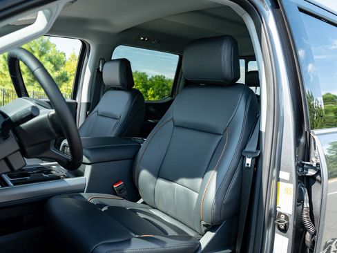 New 2026 Ford F250 Lariat w/ Lariat Premium Package AWD/4WD image 15