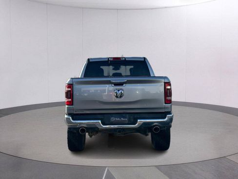 Used 2019 RAM 1500 Laramie AWD/4WD image 4