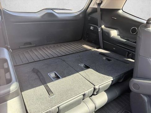 Used 2021 Subaru Ascent Limited w/ Technology Package AWD/4WD image 25