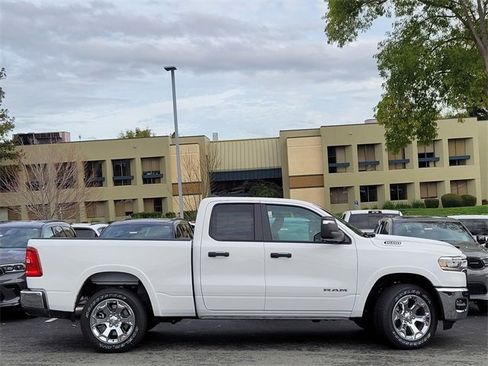 New 2026 RAM 1500 Big Horn/Lone Star image 8