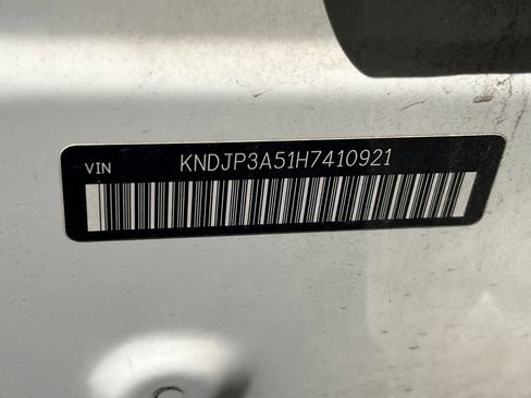 Used 2017 Kia Soul + w/ Designer's Package FWD image 31