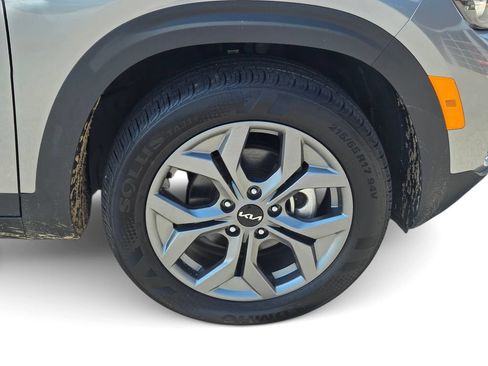 Certified 2026 Kia Seltos LX FWD image 6