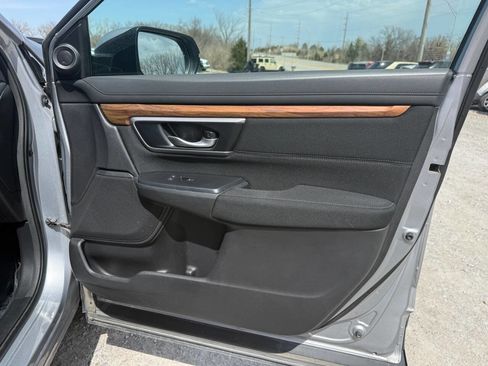 Used 2018 Honda CR-V EX image 10