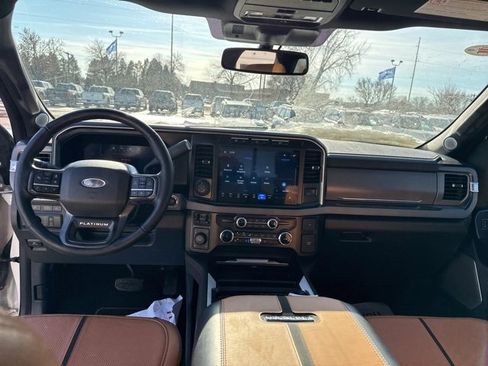 Used 2024 Ford F350 Platinum image 13