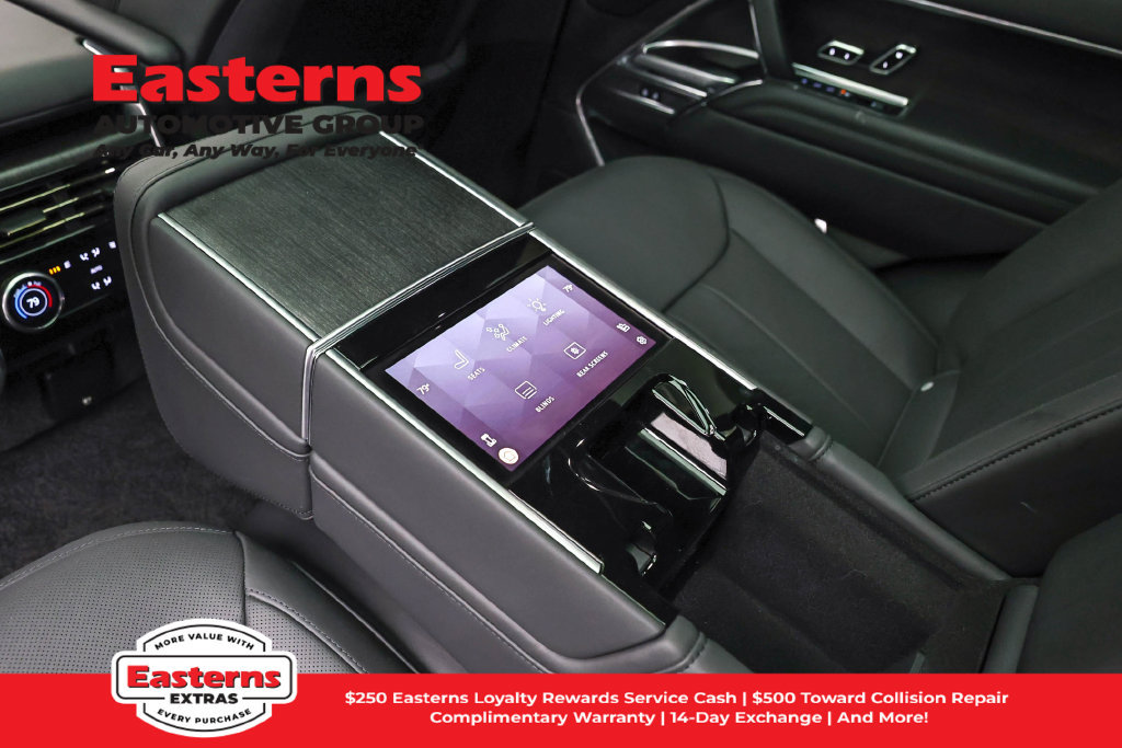 Used 2023 Land Rover Range Rover Autobiography AWD/4WD image 26