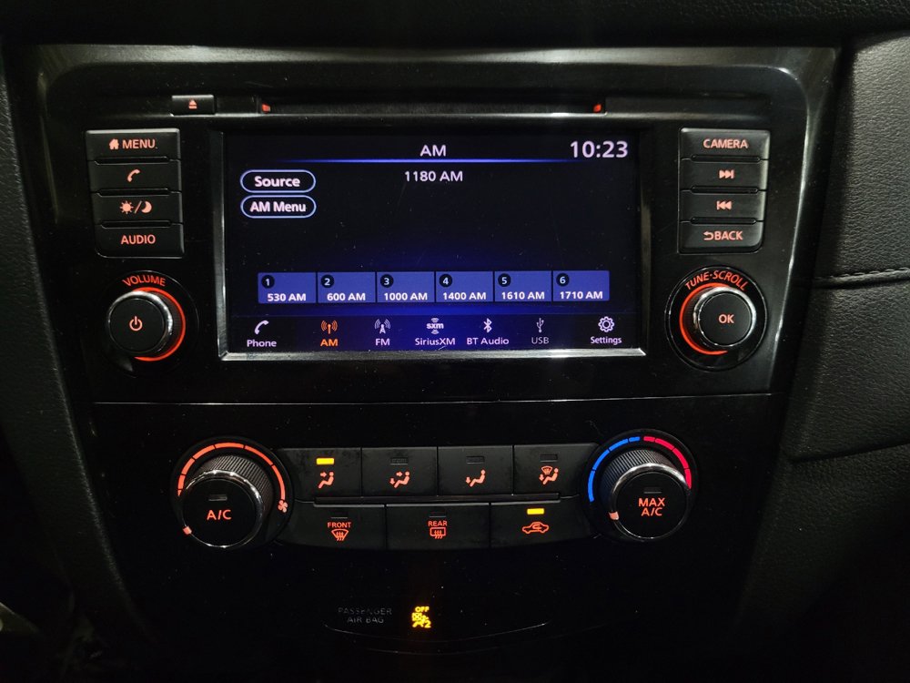 Used 2018 Nissan Rogue S AWD/4WD image 25