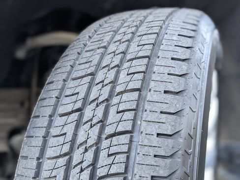 Used 2019 Chevrolet Silverado 1500 High Country image 37