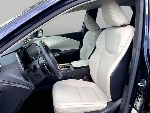 Used 2024 Lexus RX 350 Premium w/ Accessory Package (Z1) FWD image 8