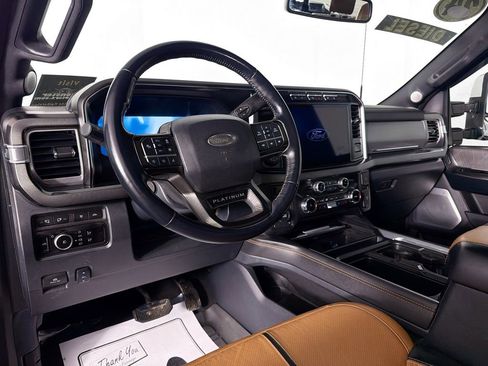 Used 2024 Ford F450 Platinum w/ FX4 Off-Road Package AWD/4WD image 9