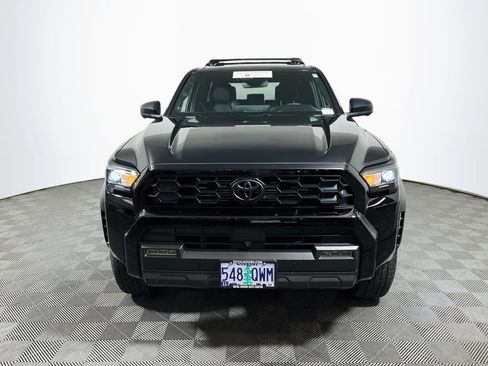 Certified 2025 Toyota 4Runner TRD Off-Road Premium AWD/4WD image 2