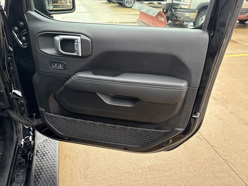 Used 2023 Jeep Wrangler Sahara w/ LED Lighting Group image 17