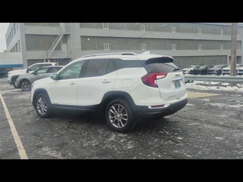 Certified 2023 GMC Terrain SLT image 70