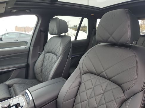 Certified 2024 BMW X5 xDrive40i w/ M Sport Package image 7